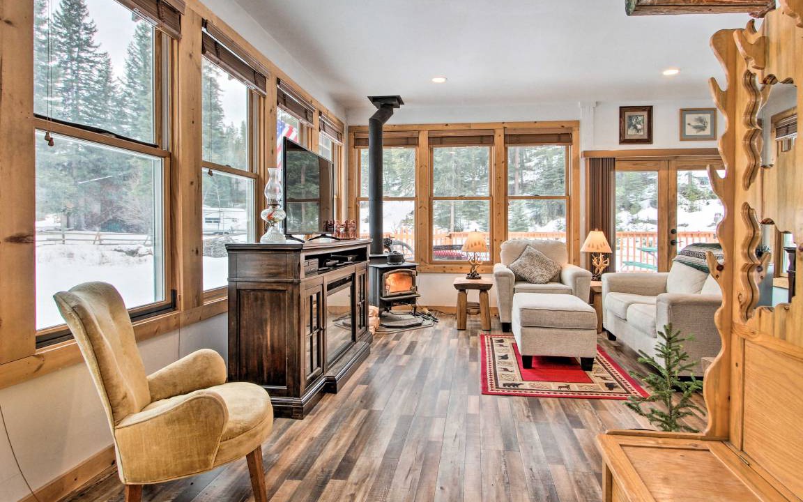 Photo of Livingroom in East Helena