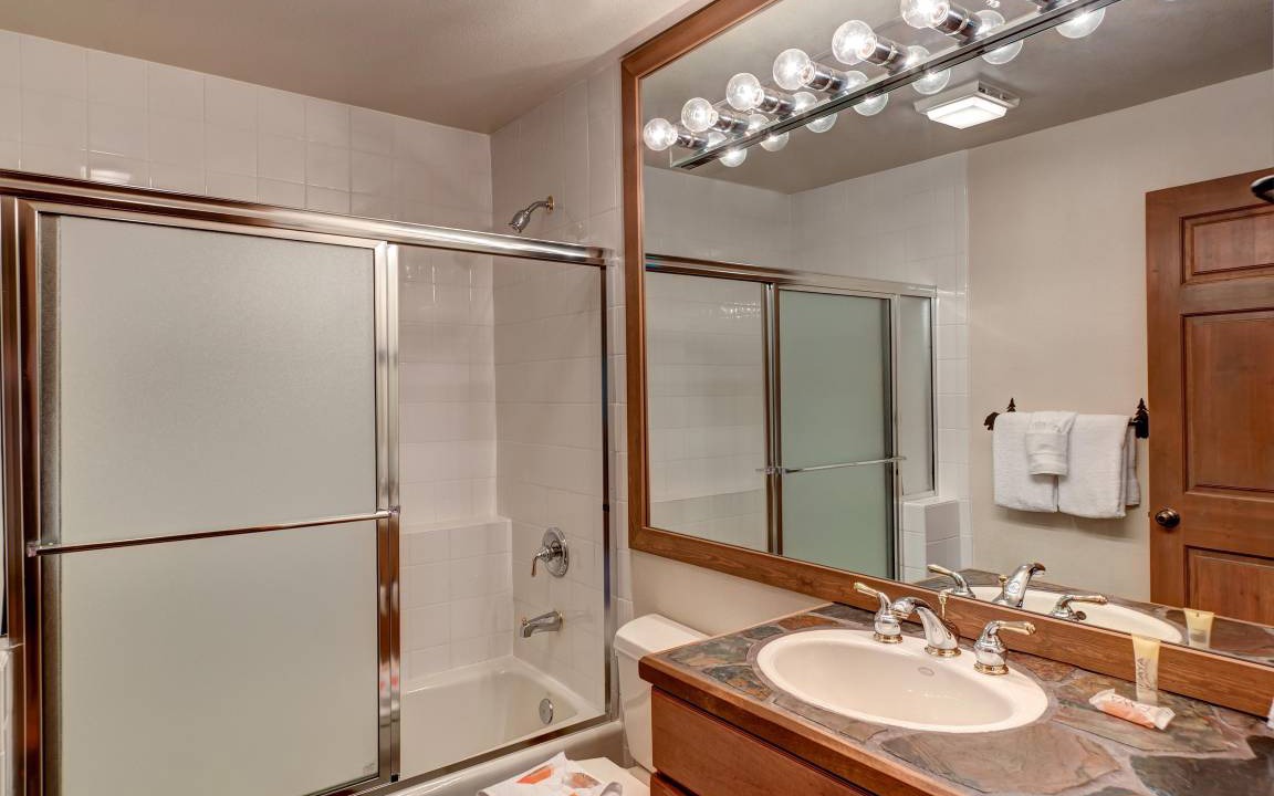 Photo of Bathroom in Baldy Mountain