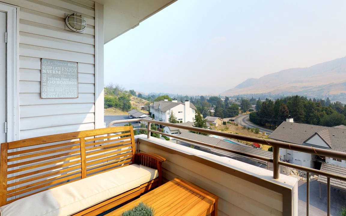 Photo of Patio Balcony in Chelan