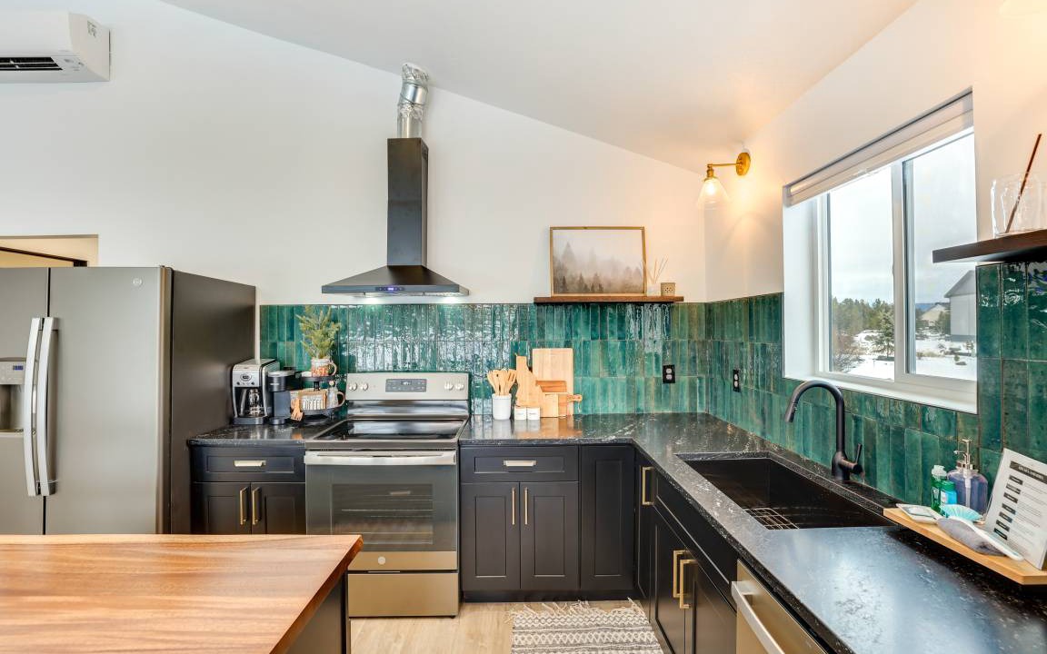 Photo of Kitchen in Fir Grove Estates
