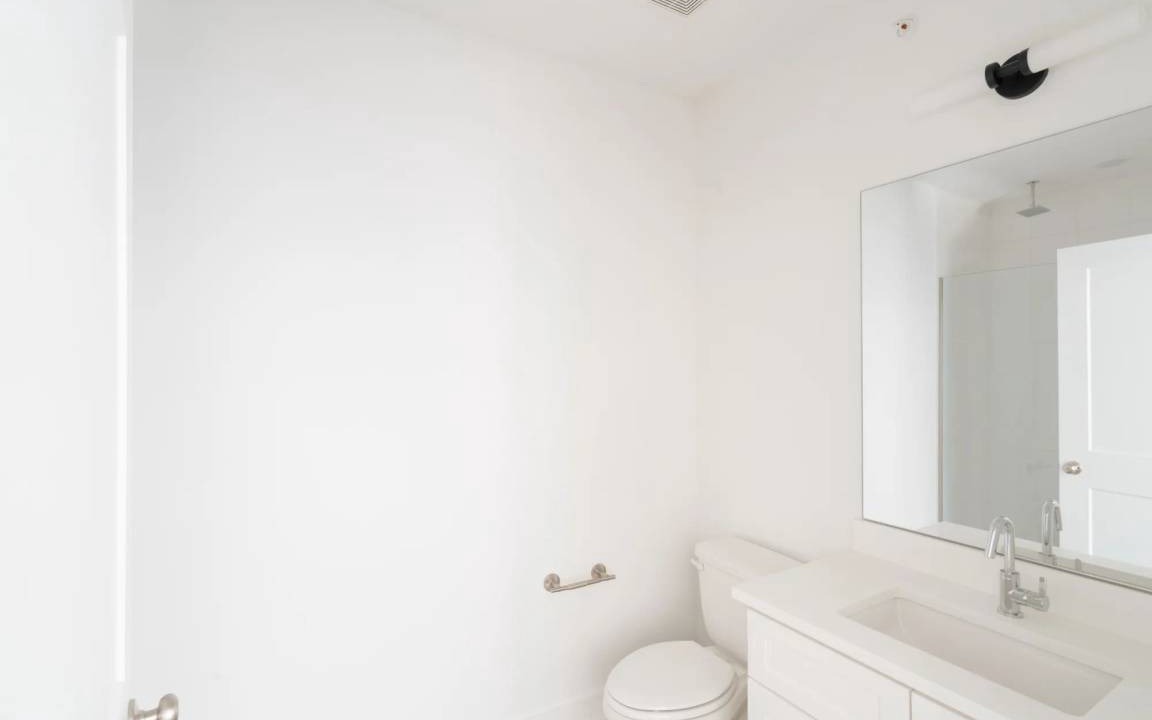 Photo of Bathroom in Music Row