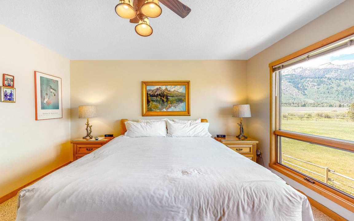 Photo of Bedroom in Moose Wilson Road
