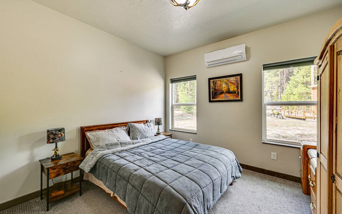 Photo of Bedroom in Darby