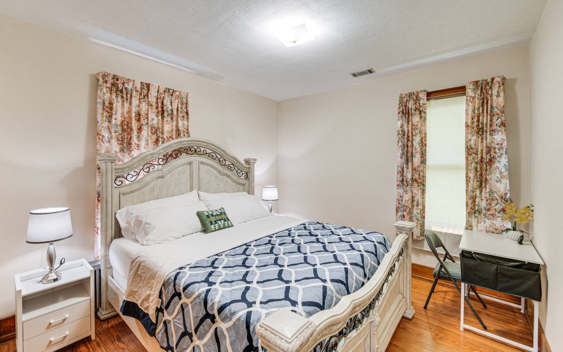 Photo of Bedroom in Palmyra