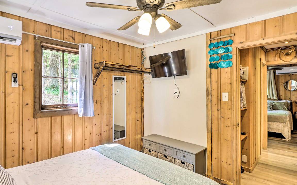 Photo of Bedroom in Elizabeth