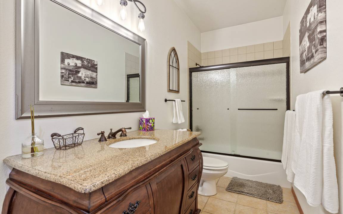 Photo of Bathroom in Clarksville
