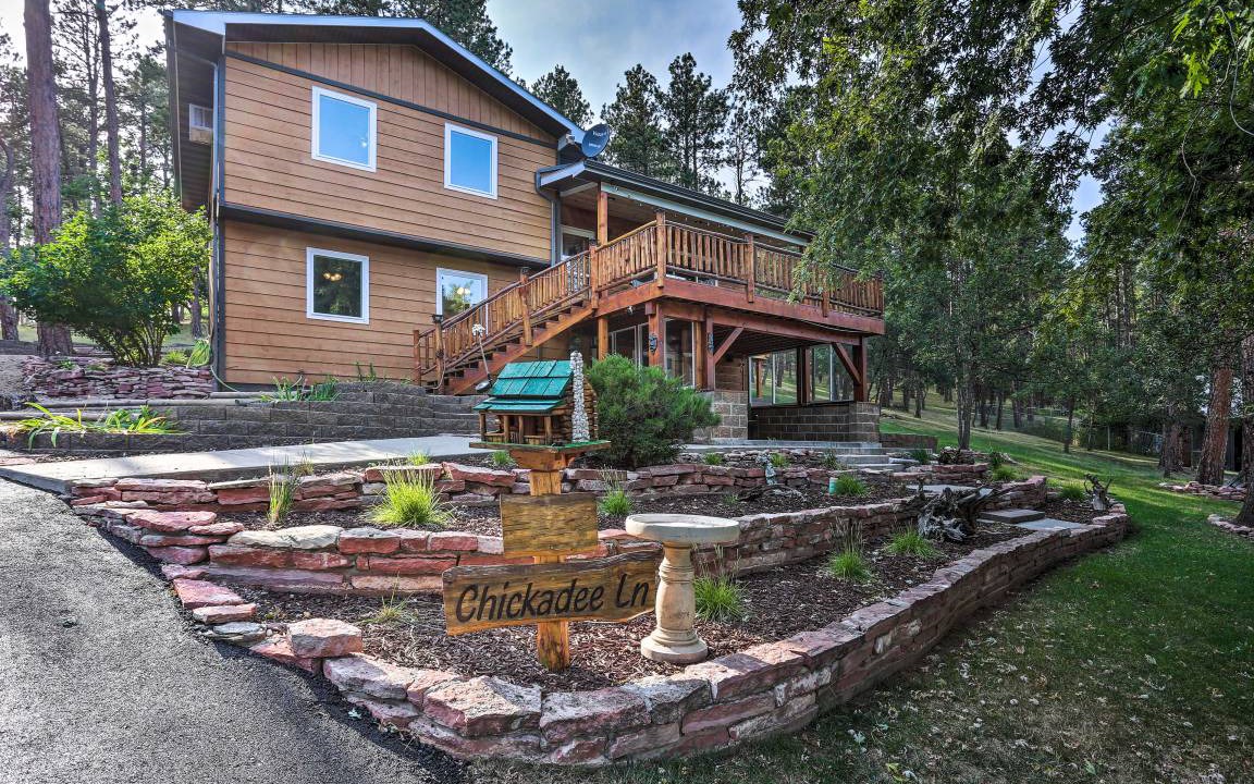 Photo of Buildings in Blackhawk