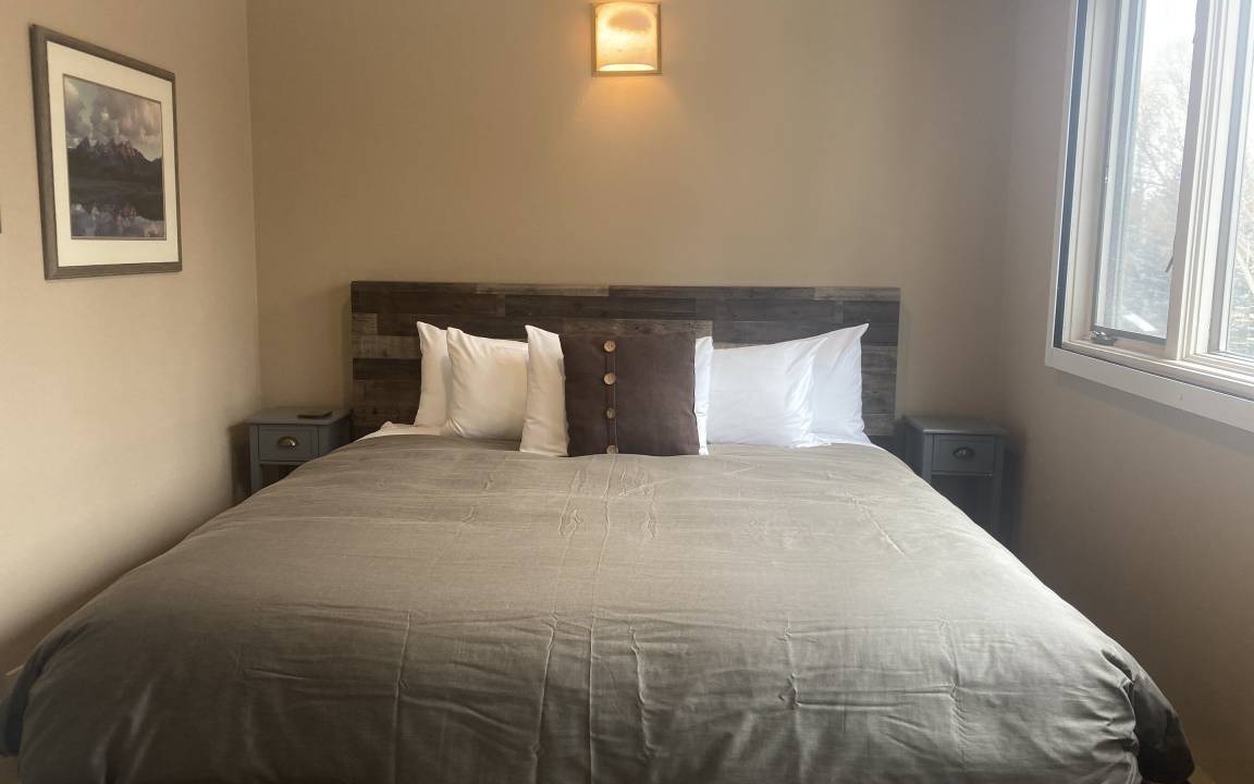 Photo of Bedroom in Moose Wilson Road