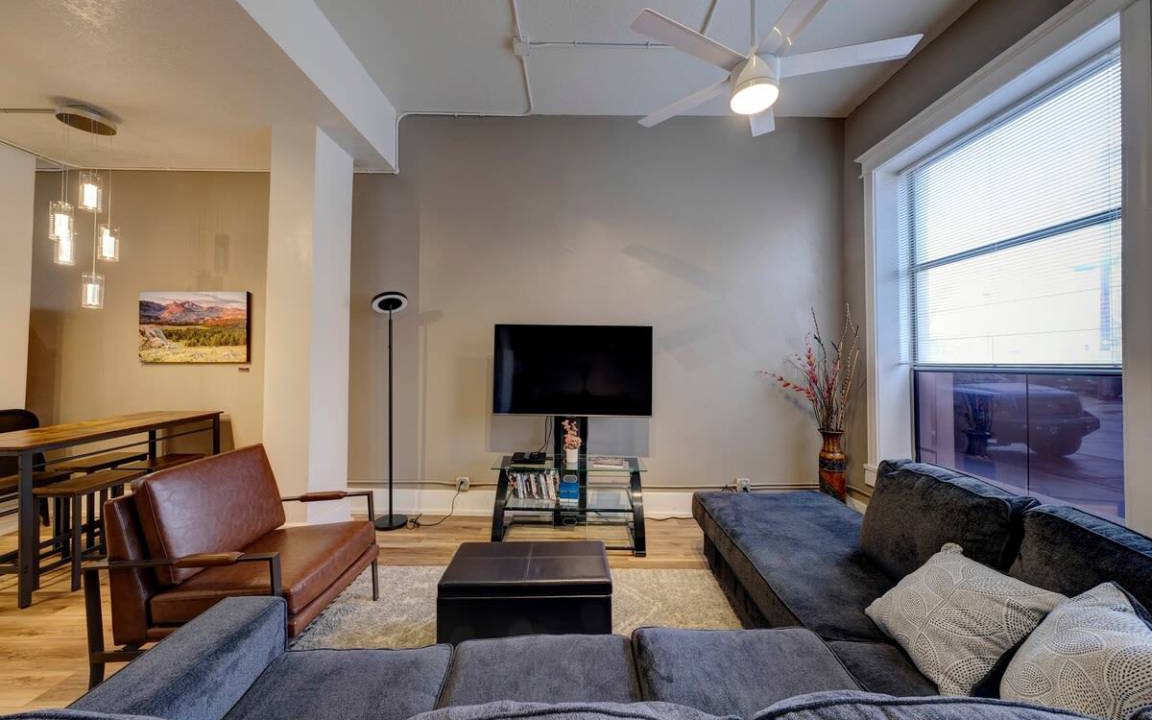 Photo of Livingroom in Sheridan