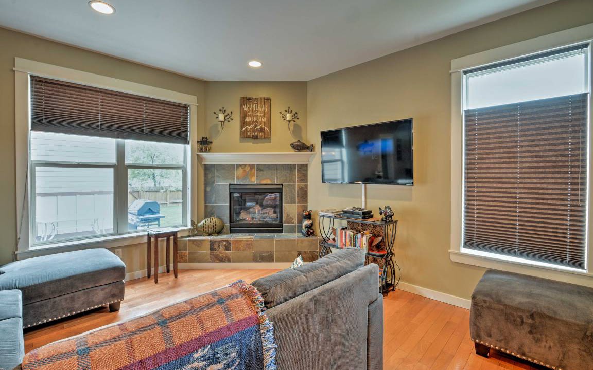Photo of Livingroom in Valley West