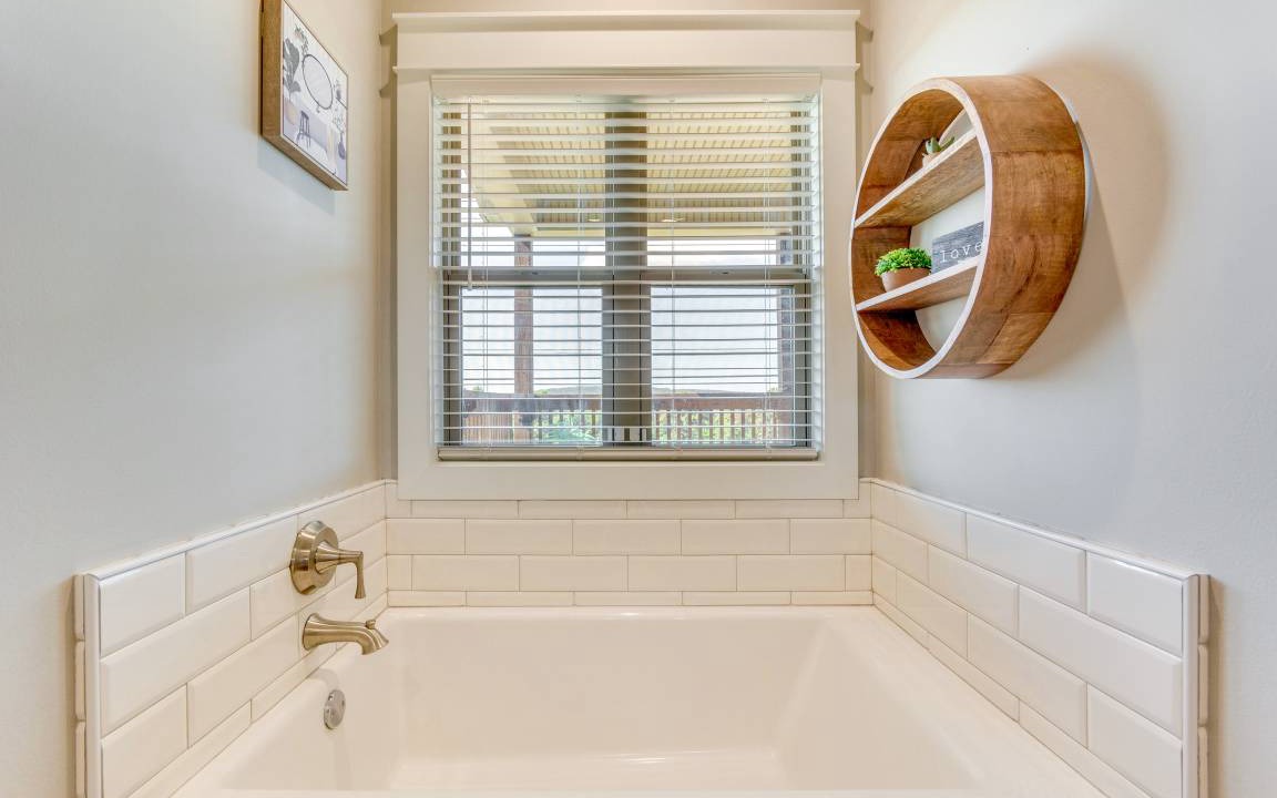 Photo of Bathroom in Russellville