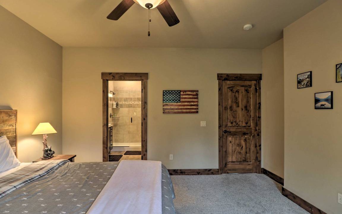 Photo of Bedroom in Bigfork