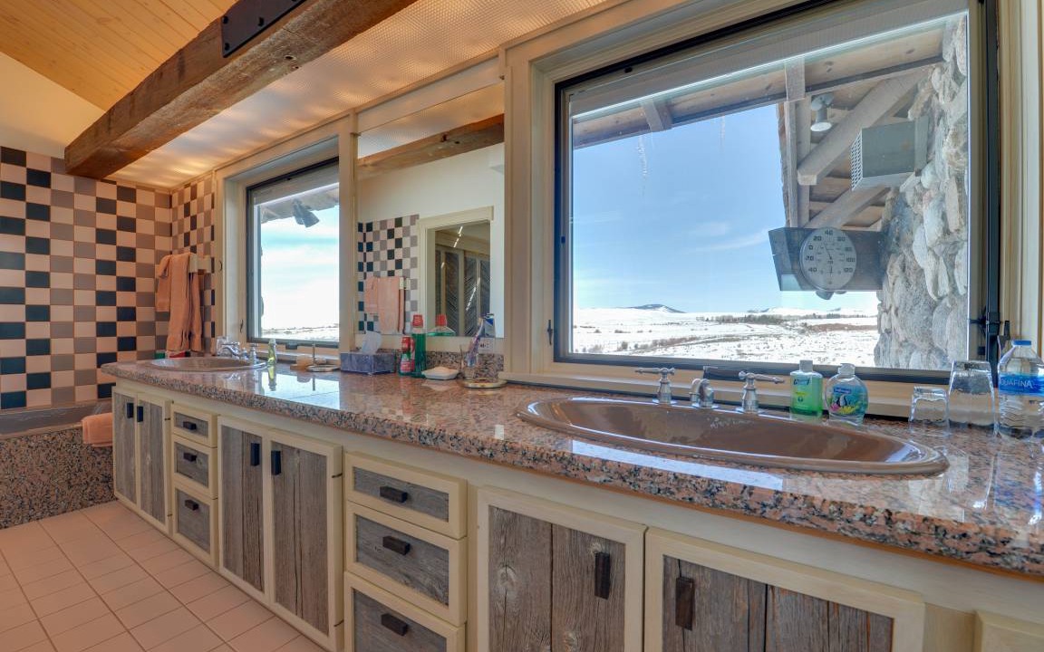 Photo of Bathroom in Cora