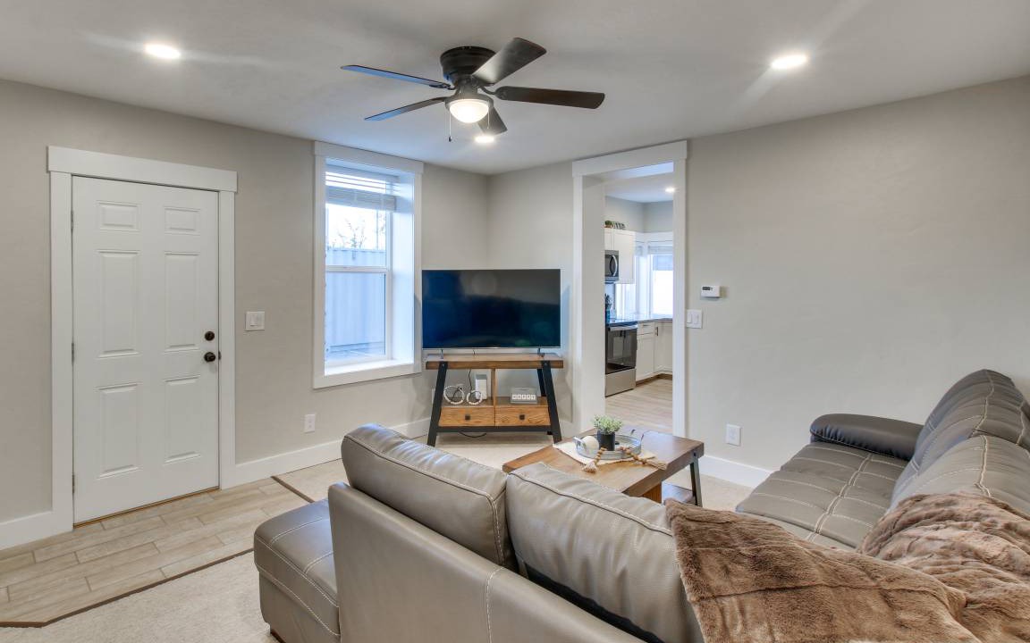 Photo of Livingroom in Logan