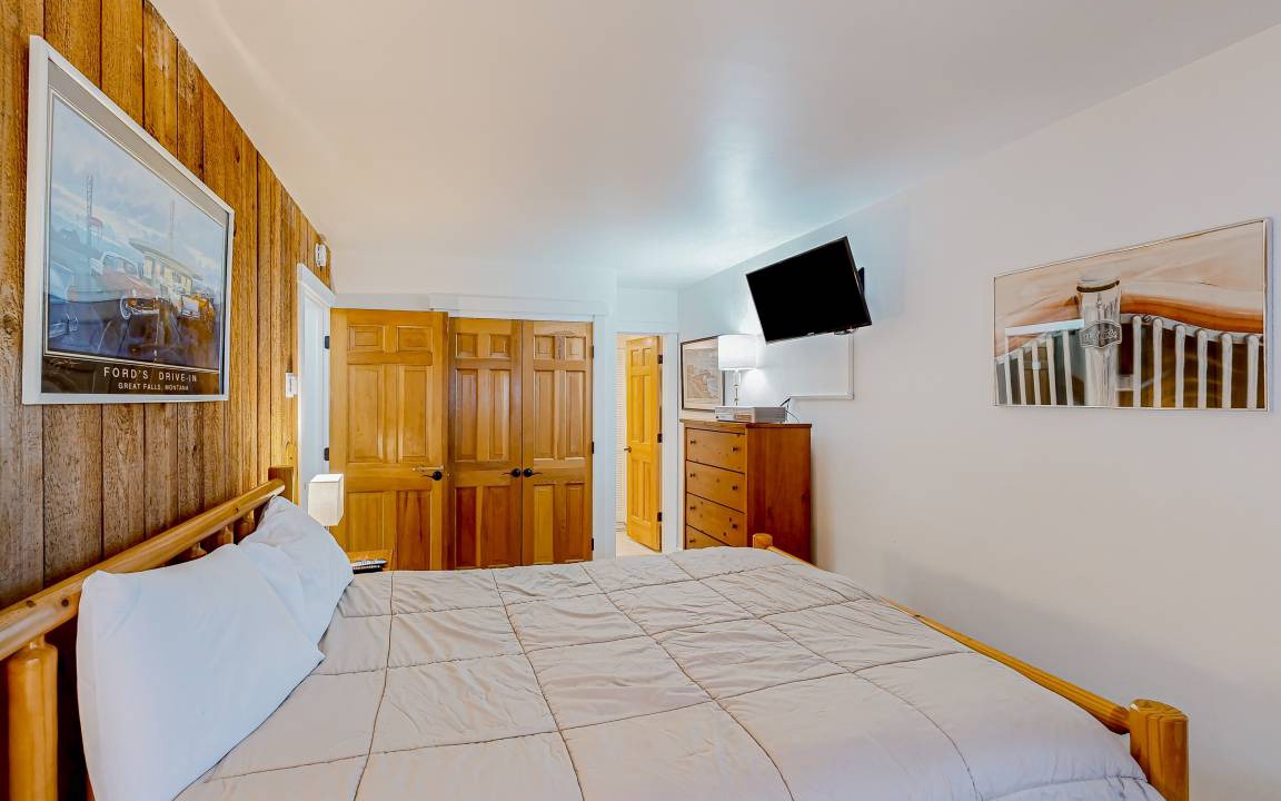 Photo of Bedroom in Big Sky Meadow Village