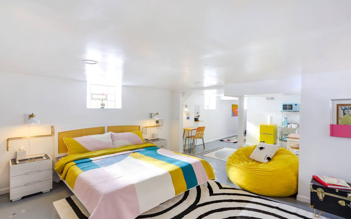 Photo of Bedroom in Detroit - Shoreway