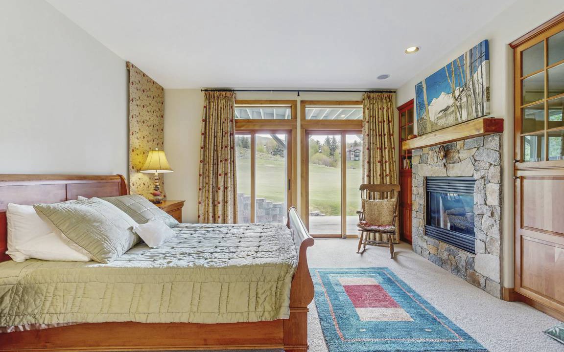 Photo of Bedroom in Elkhorn Village