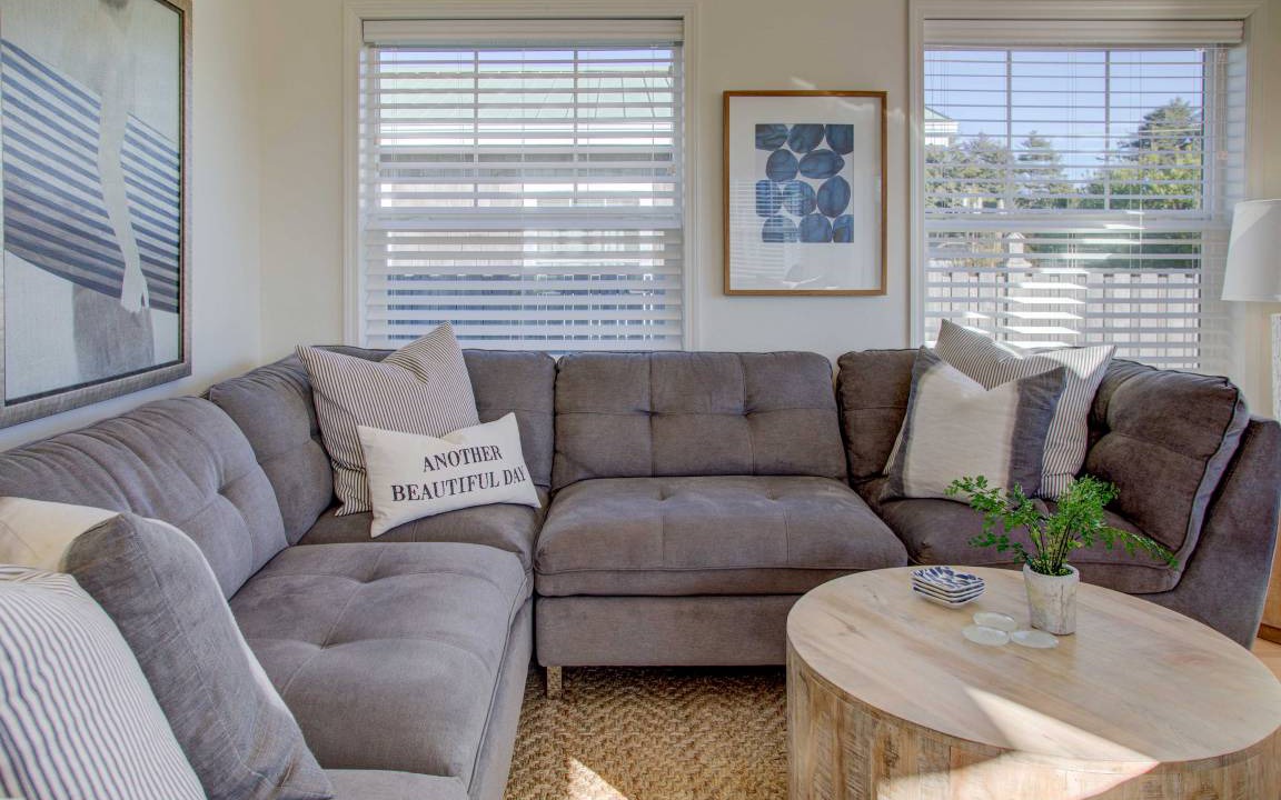 Photo of Livingroom in Pacific Beach