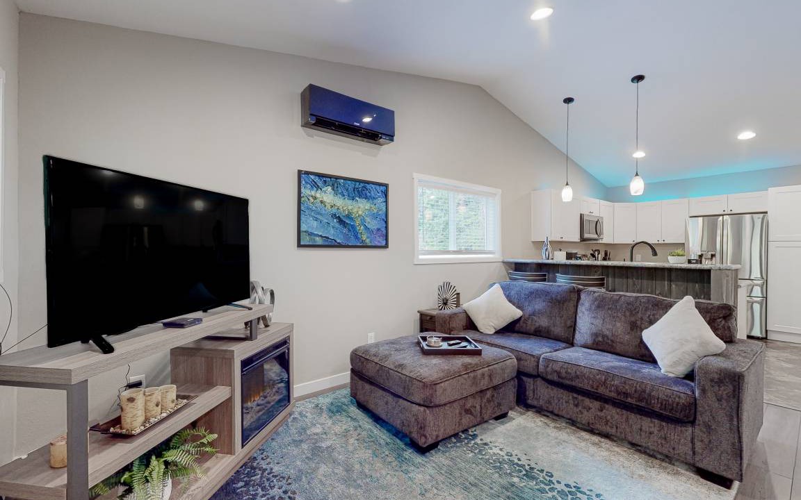 Photo of Livingroom in Mason County