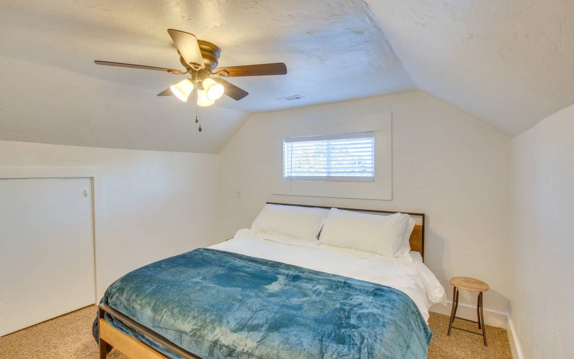 Photo of Bedroom in Logan