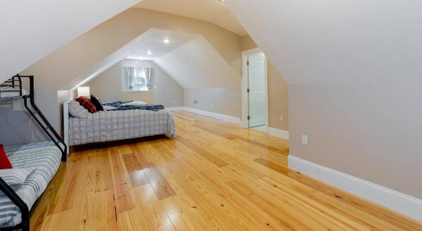 Photo of Livingroom in Quincy