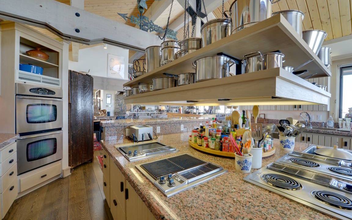 Photo of Kitchen in Cora