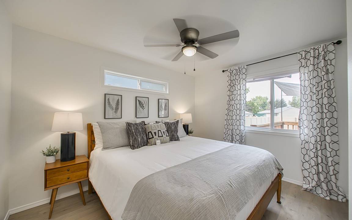 Photo of Bedroom in Sunset