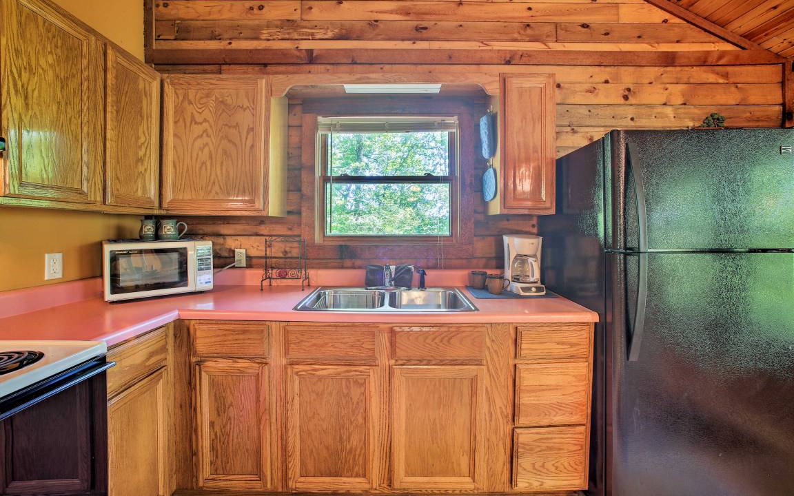 Photo of Kitchen in Eureka Springs