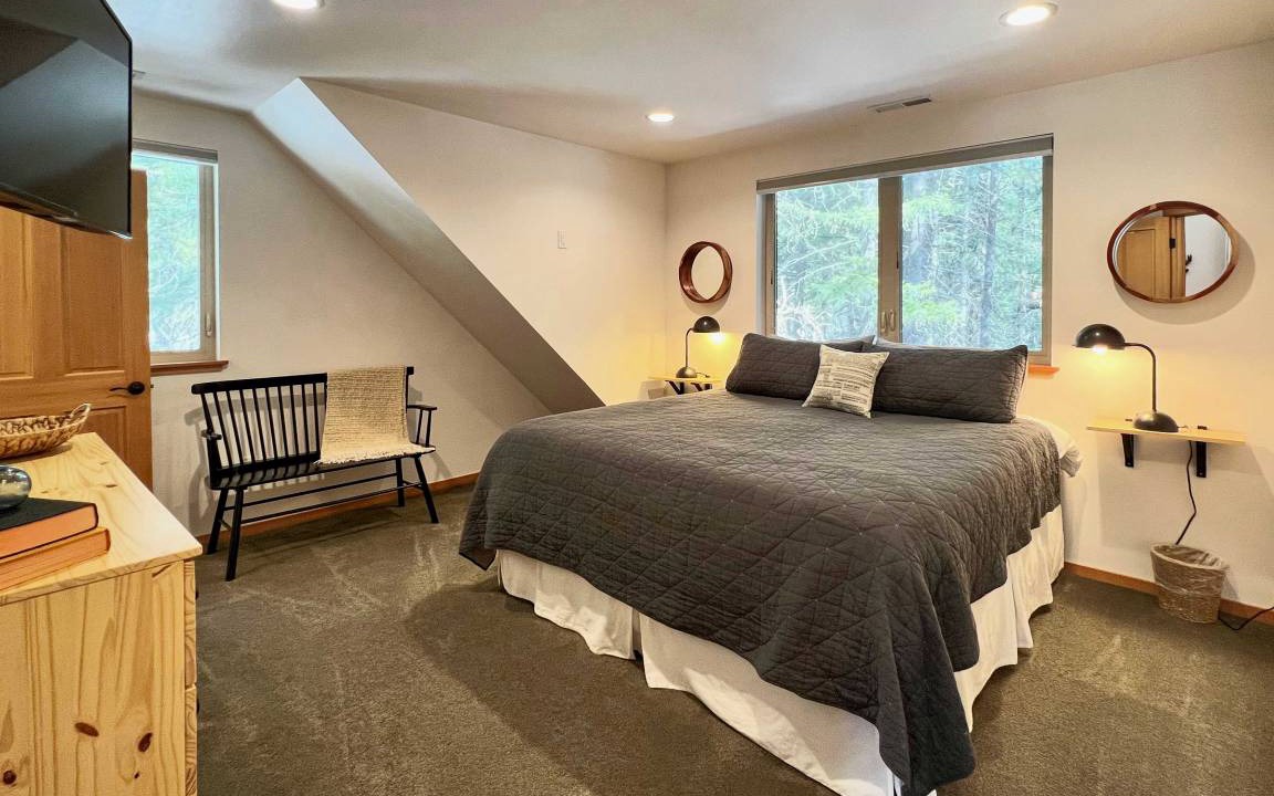 Photo of Bedroom in Leavenworth