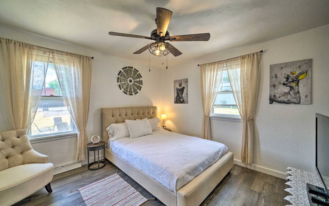 Photo of Bedroom in Livingston