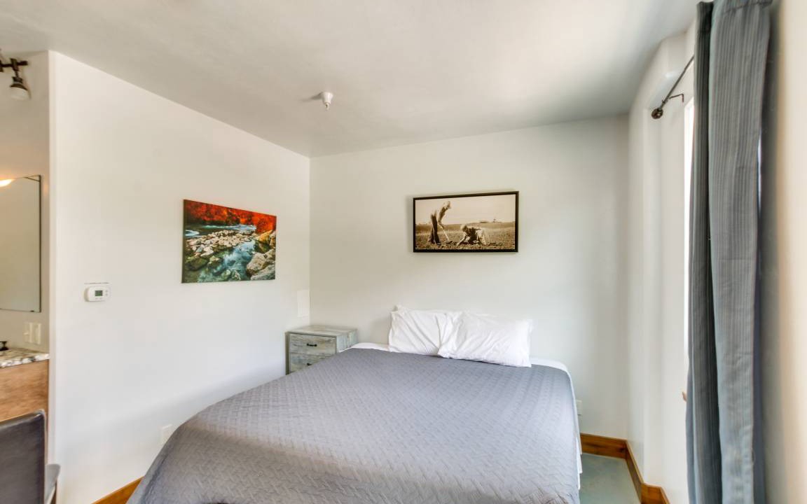 Photo of Bedroom in Lava Hot Springs