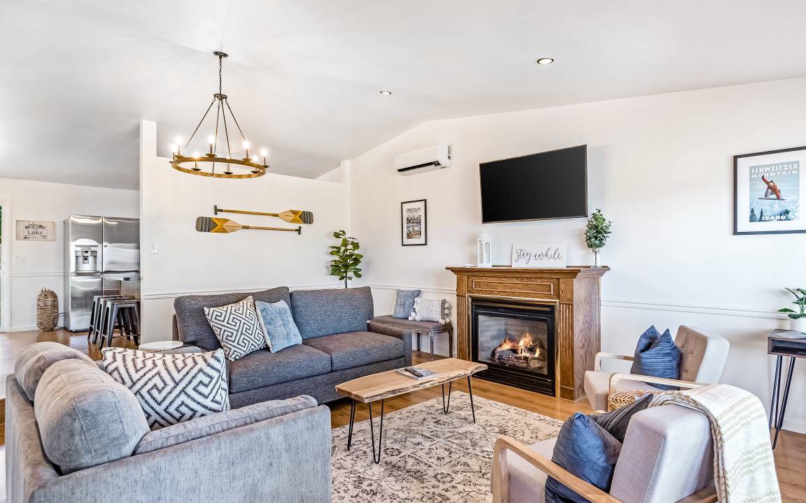 Photo of Livingroom in Clarksville