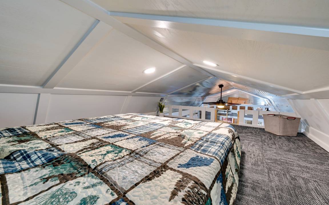 Photo of Bedroom in Austinville