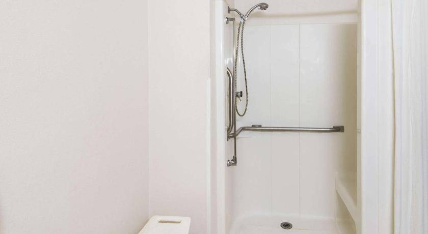 Photo of Bathroom in Richfield