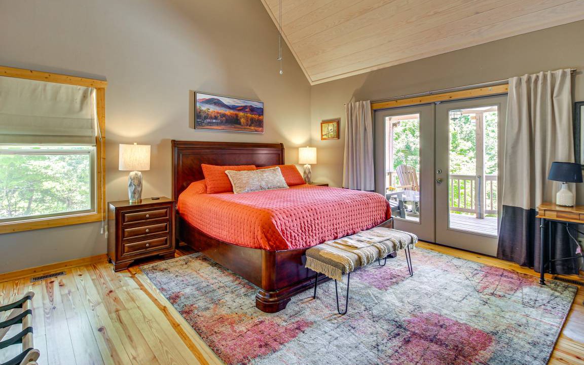 Photo of Bedroom in East Ellijay