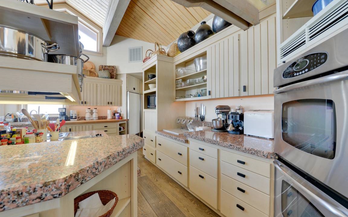 Photo of Kitchen in Cora