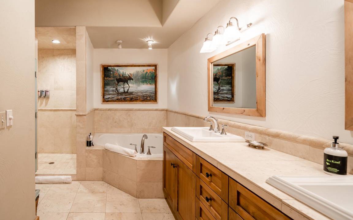 Photo of Bathroom in Saddle Ridge