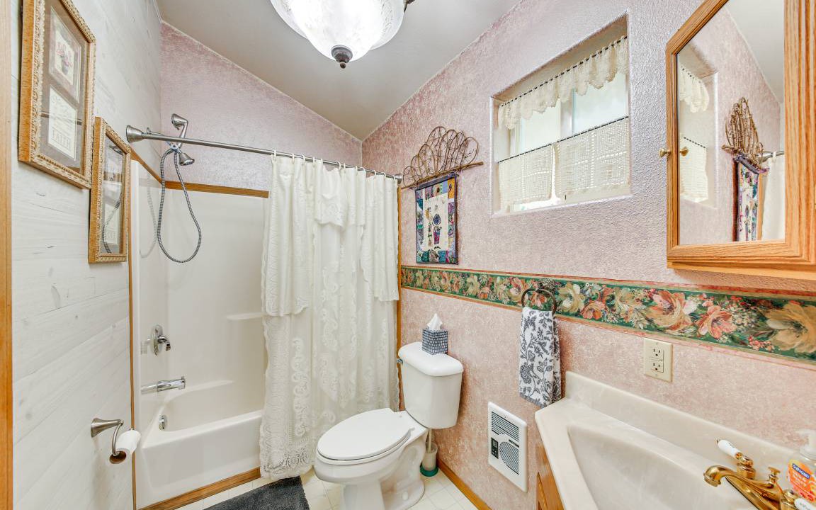 Photo of Bathroom in Libby