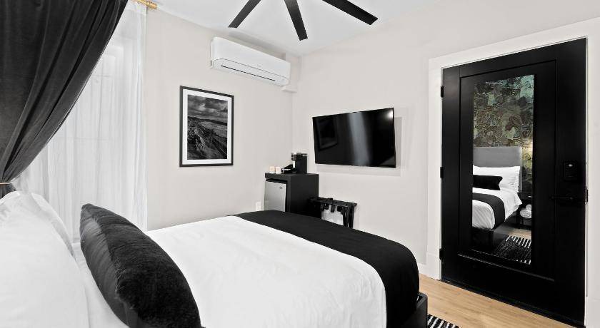 Photo of Bedroom in Little Italy