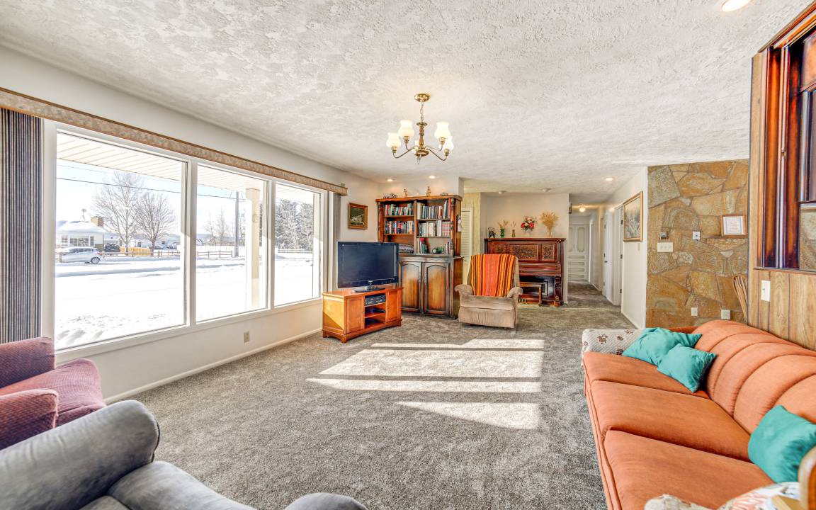Photo of Livingroom in Sugar City