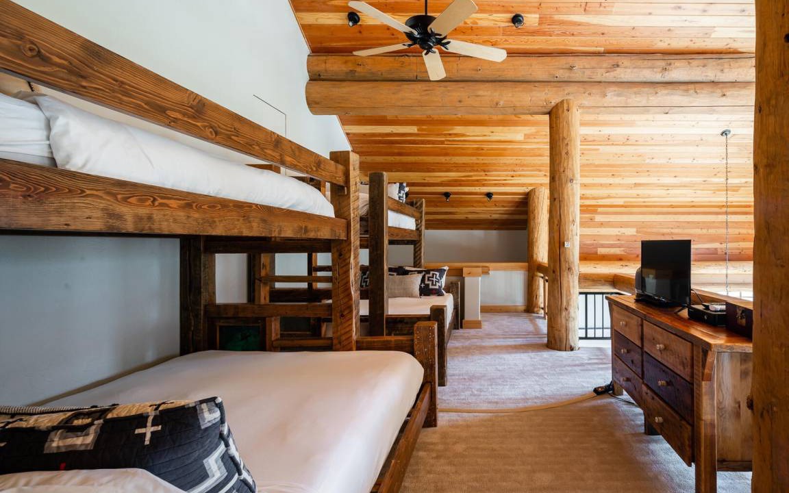 Photo of Bedroom in Saddle Ridge
