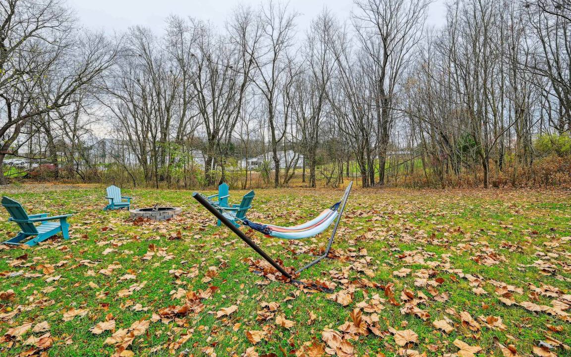 Photo of Others in Vine Grove
