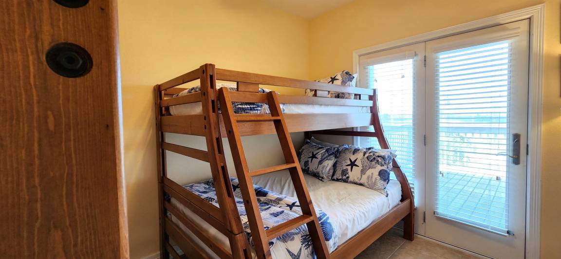 Photo of Bedroom in Pointe San Luis