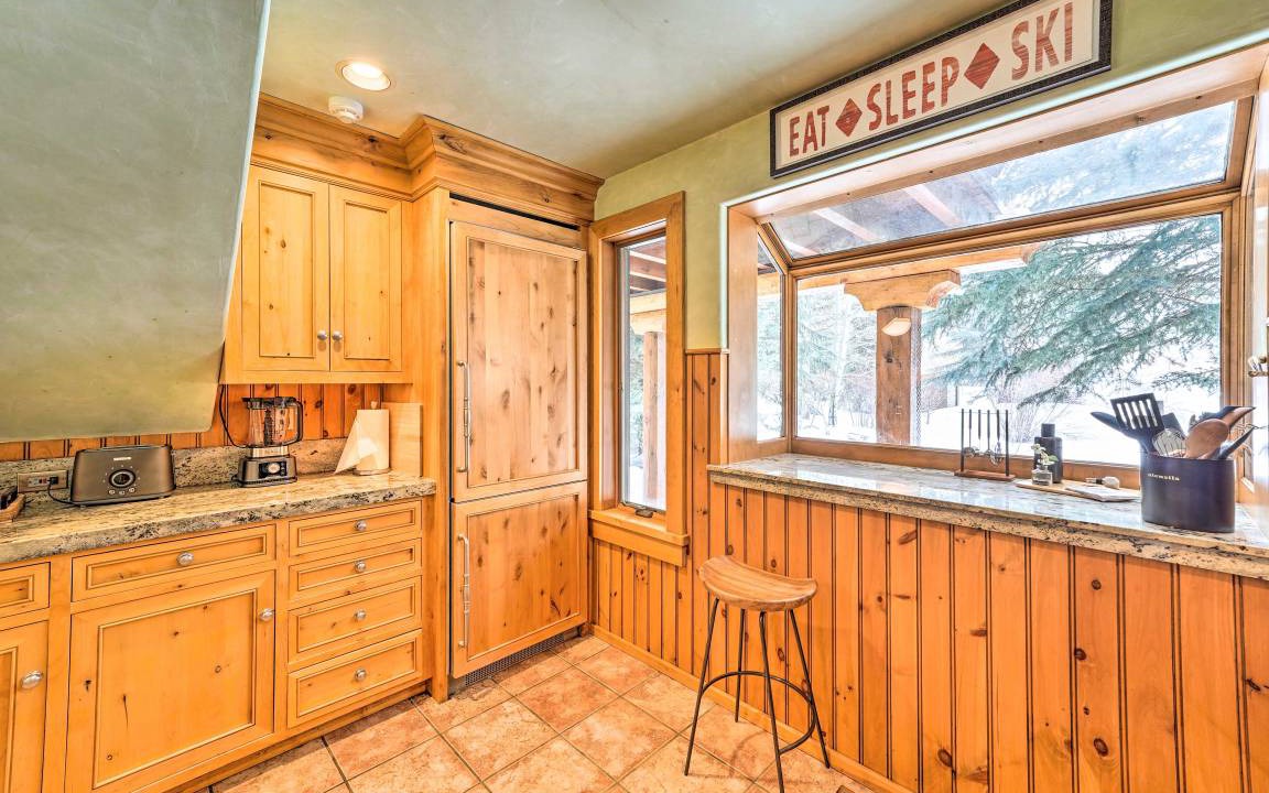 Photo of Kitchen in Weyyakin Ranch