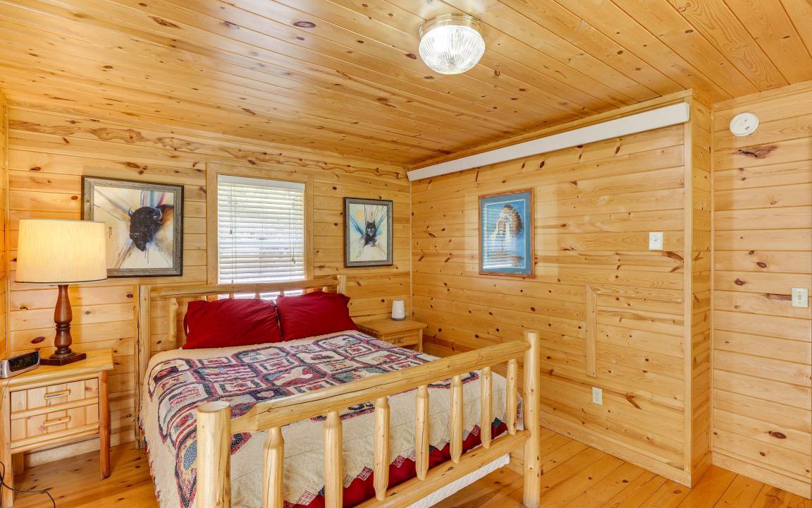 Photo of Bedroom in Deadwood