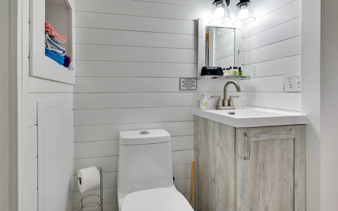 Photo of Bathroom in Austinville