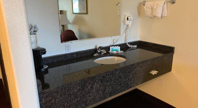 Photo of Bathroom in Williston