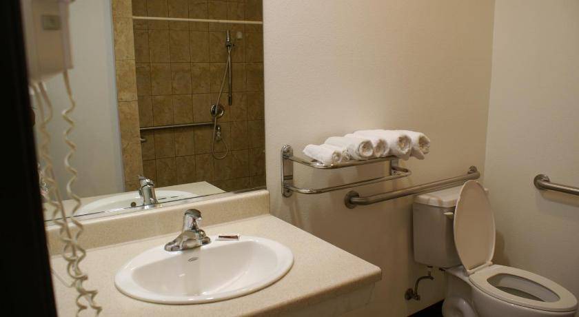 Photo of Bathroom in Little Italy