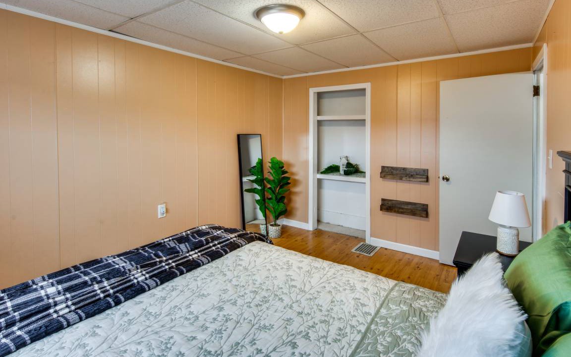 Photo of Bedroom in Altoona