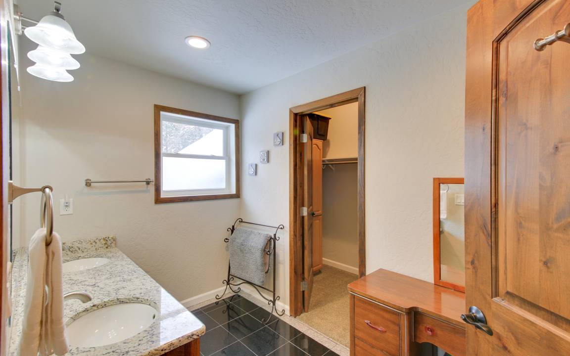 Photo of Bathroom in Sagle
